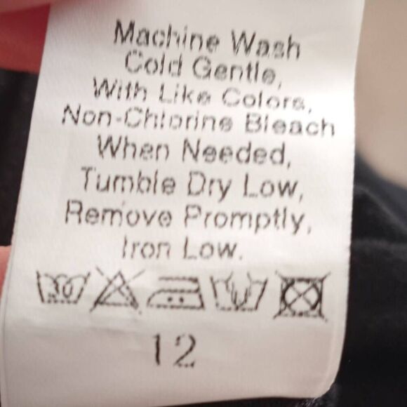 PRETTY GARDEN BLACK JUMPSUIT SZ.L EUC. - Picture 8 of 8